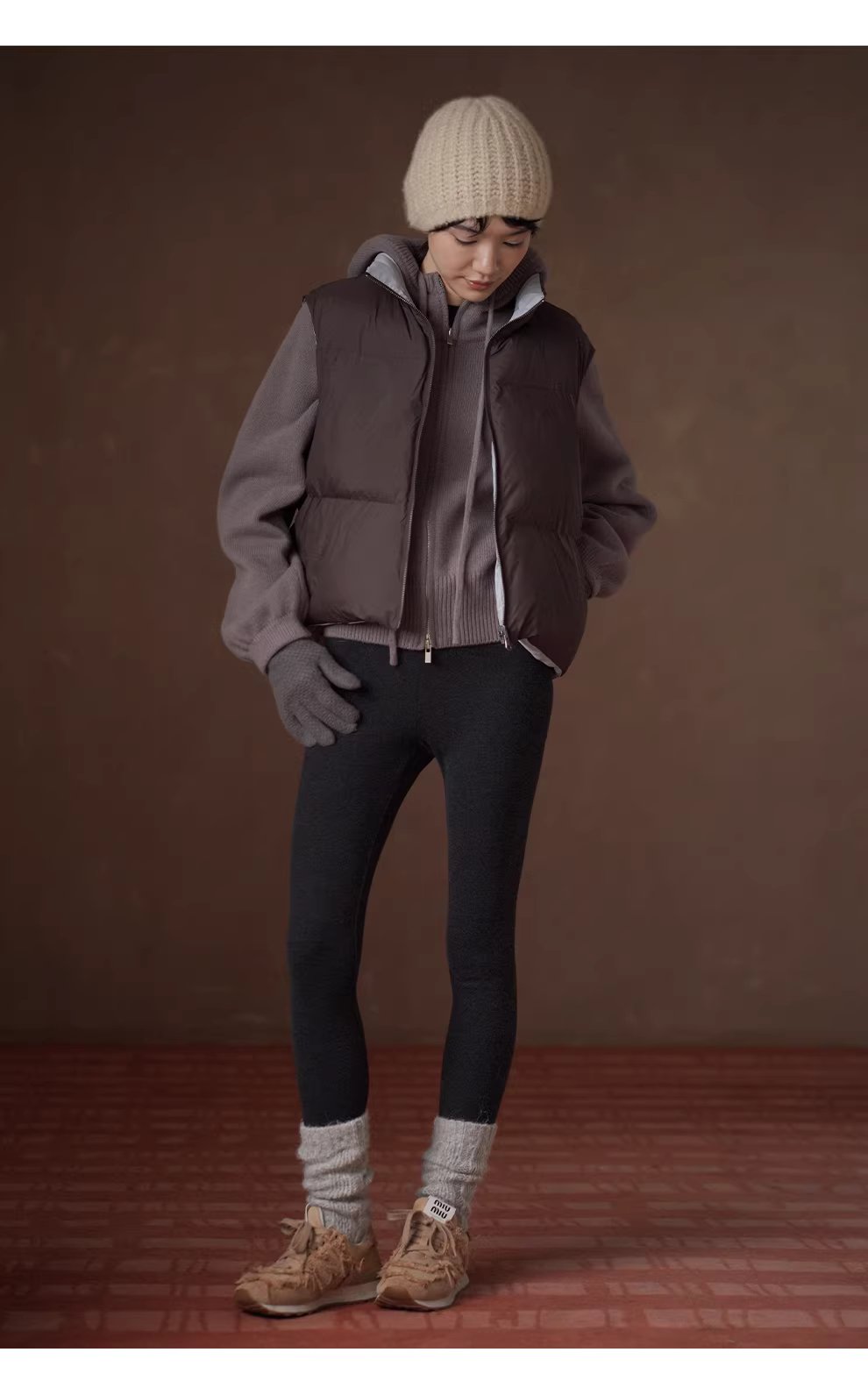 一衣多穿輕薄防風巧克力撞色蓬鬆疊穿短休閒棉服馬甲,一衣多穿輕薄防風巧克力撞色蓬鬆疊穿短休閒棉服馬甲,HBEW5119,一衣多穿輕薄防風巧克力撞色蓬鬆疊穿短休閒棉服馬甲,撞色拼接,蓬鬆輕盈