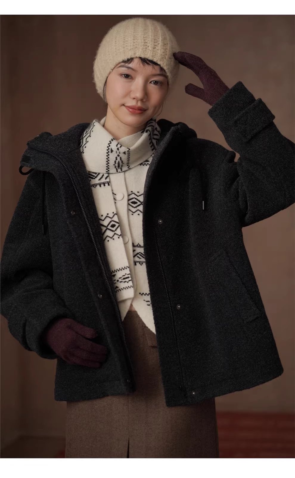 北歐風加厚保暖綿羊毛混紡呢料立體挺括連帽休閒外套女,北歐風加厚保暖綿羊毛混紡呢料立體挺括連帽休閒外套女,HBEW5122,北歐風加厚保暖綿羊毛混紡呢料立體挺括連帽休閒外套女,連帽立領,羊毛混紡