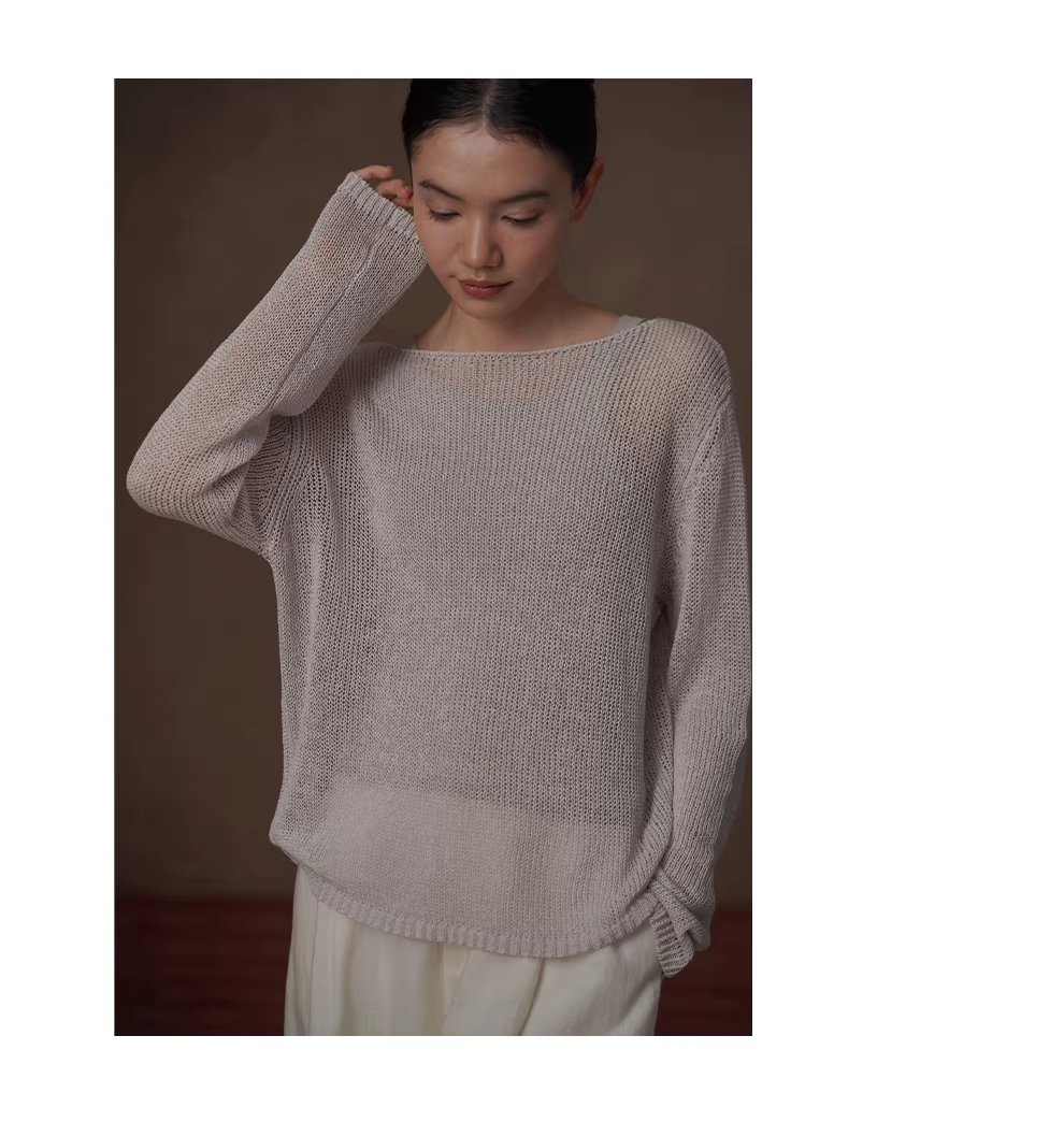 朦朧水霧進口及紙紗透氣針織紙片人寬鬆顯瘦一字領罩衫,朦朧水霧進口及紙紗透氣針織紙片人寬鬆顯瘦一字領罩衫,HBFS1014,朦朧水霧進口及紙紗透氣針織紙片人寬鬆顯瘦一字領罩衫,舒適透氣,寬鬆顯瘦