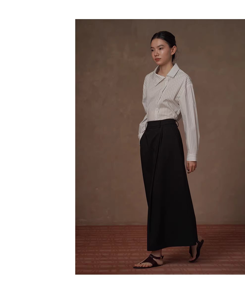 高支品質色織細條紋法式文藝不對稱翻領寬鬆顯瘦襯衫,高支品質色織細條紋法式文藝不對稱翻領寬鬆顯瘦襯衫,HBFS1025,高支品質色織細條紋法式文藝不對稱翻領寬鬆顯瘦襯衫,織面細膩,側面翻領