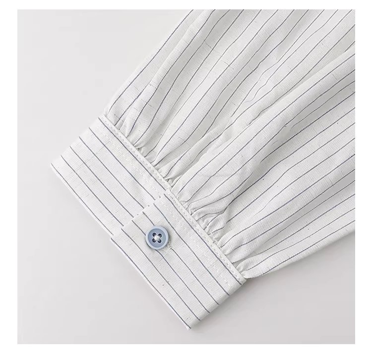 設計感扭結翻v領短襯衫女春季新款小眾條紋上衣,設計感扭結翻v領短襯衫女春季新款小眾條紋上衣,HBFS1034,設計感扭結翻v領短襯衫女春季新款小眾條紋上衣,V領造型,棉麻材質