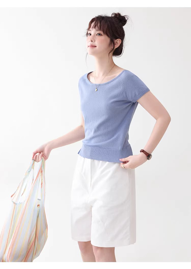 純色小一字領側開叉針織衫女夏新款慵懶顯瘦短袖上衣,純色小一字領側開叉針織衫女夏新款慵懶顯瘦短袖上衣,HBFS1051,純色小一字領側開叉針織衫女夏新款慵懶顯瘦短袖上衣,側邊開衩,薄款針織