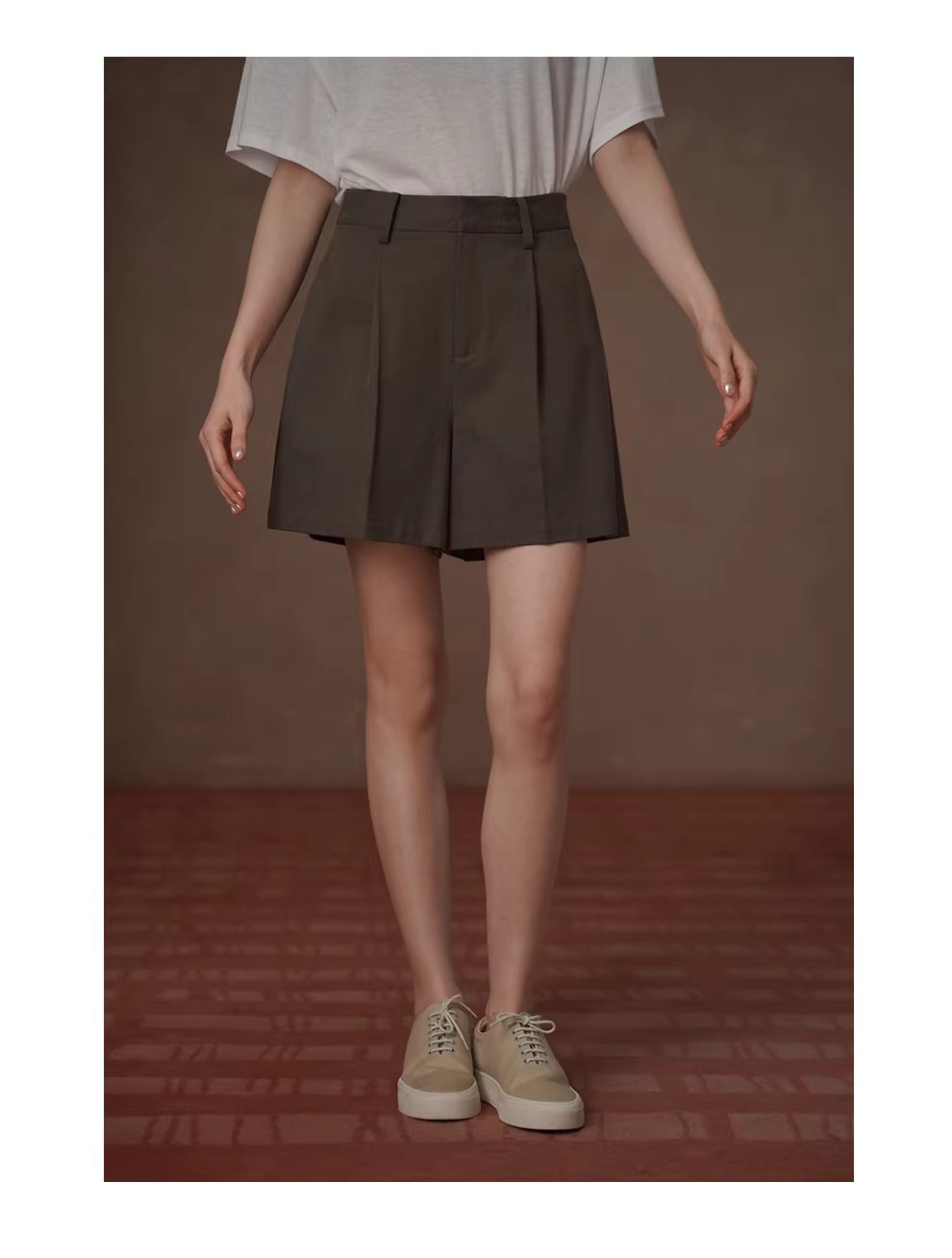 舒適挺括萊賽爾棉混紡高腰顯瘦百搭A字基本款休閒短褲女,舒適挺括萊賽爾棉混紡高腰顯瘦百搭A字基本款休閒短褲女,HBFS3016,舒適挺括萊賽爾棉混紡高腰顯瘦百搭A字基本款休閒短褲女,立體壓褶,腰圍調節