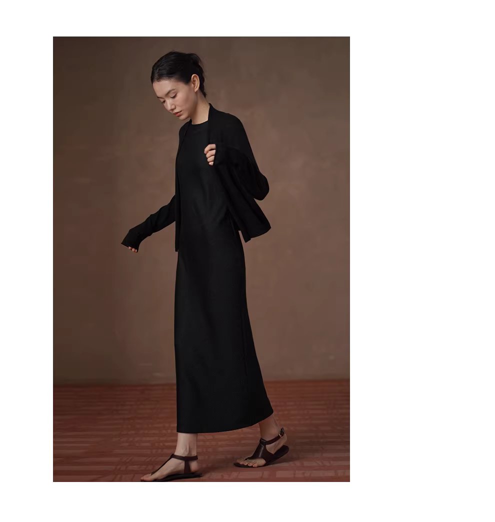 超模氣質洋裝顯瘦斜紋肌理圓領直筒合身無袖小黑裙女,超模氣質洋裝顯瘦斜紋肌理圓領直筒合身無袖小黑裙女,HBFS7026,超模氣質洋裝顯瘦斜紋肌理圓領直筒合身無袖小黑裙女,微彈柔滑,一字領剪裁