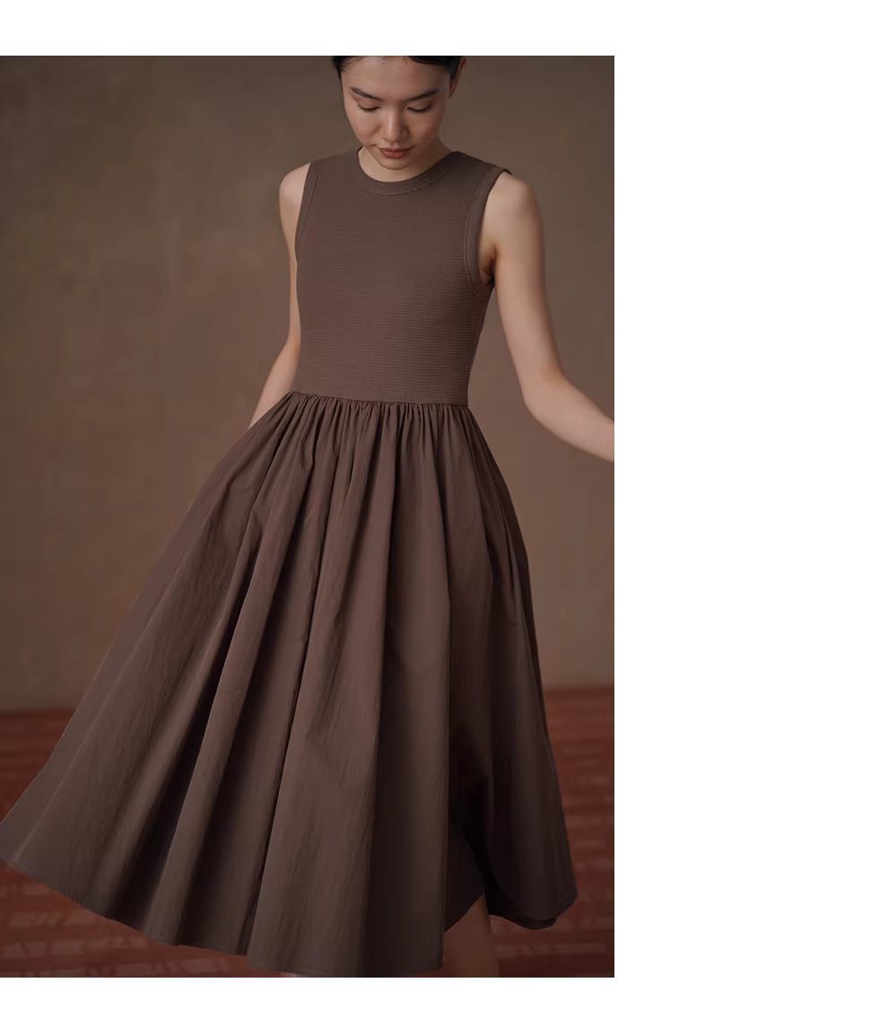 桑莓華夫格拼接高支棉混紡扭褶高腰顯瘦背心蓬蓬連身裙,桑莓華夫格拼接高支棉混紡扭褶高腰顯瘦背心蓬蓬連身裙,HBFS7041,桑莓華夫格拼接高支棉混紡扭褶高腰顯瘦背心蓬蓬連身裙,透氣不悶,高腰傘裙