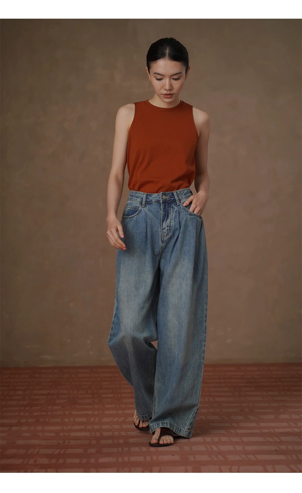 美式復古回潮柔軟水洗寬鬆立體顯瘦剪裁慵懶高腰牛仔褲,美式復古回潮柔軟水洗寬鬆立體顯瘦剪裁慵懶高腰牛仔褲,HBFS3029,美式復古回潮柔軟水洗寬鬆立體顯瘦剪裁慵懶高腰牛仔褲,硬挺適中,闊腿慵懶