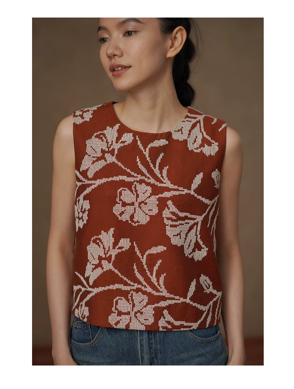 重工飽滿刺繡提花顯白圓領短版寬鬆無袖假日背心上衣女,重工飽滿刺繡提花顯白圓領短版寬鬆無袖假日背心上衣女,HBFS1329,重工飽滿刺繡提花顯白圓領短版寬鬆無袖假日背心上衣女,提花刺繡,顯白短版