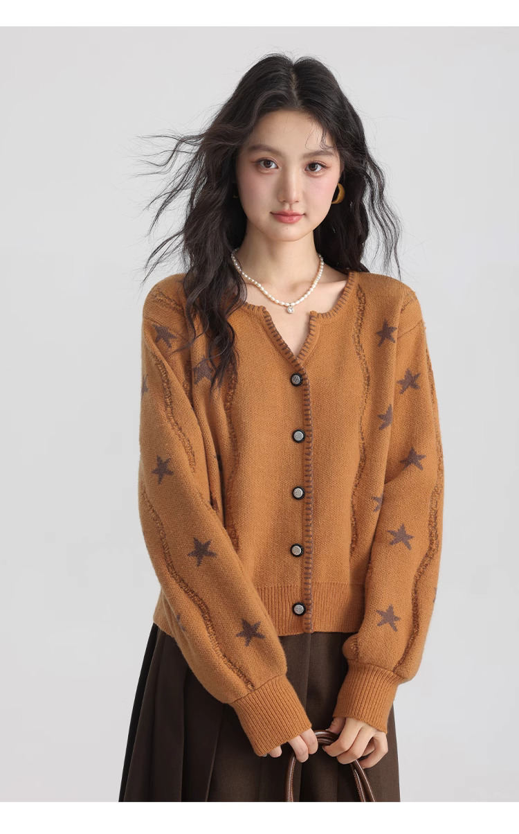 設計感毛衣女外套胖mm顯瘦針織衫開衫,設計感毛衣女外套胖mm顯瘦針織衫開衫秋冬內搭打底上衣,HBEW5987,設計感毛衣女外套胖mm顯瘦針織衫開衫,V領排扣,星星針織