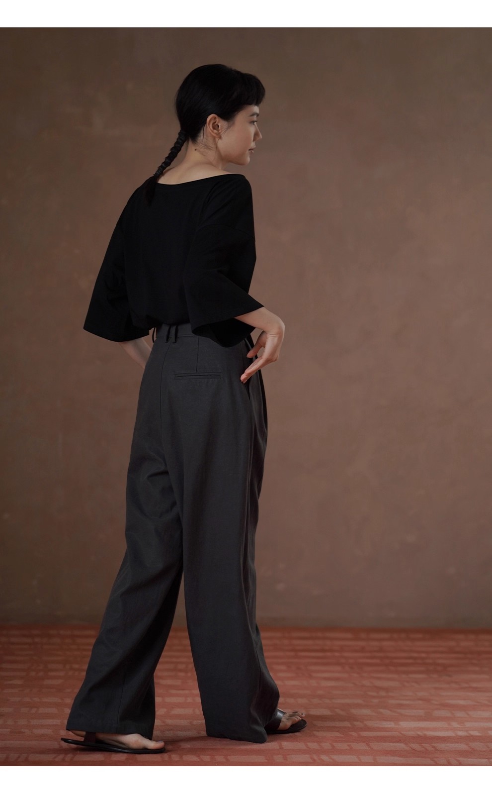 鬆弛自在法式上衣斜肩大領口輕薄透氣寬鬆顯瘦中袖T恤女