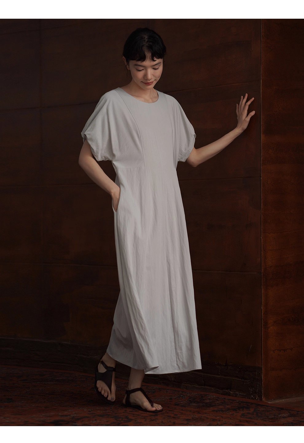 詩意菸沙淡人洋裝寬鬆短袖顯瘦分割圓領通勤垂感裙子