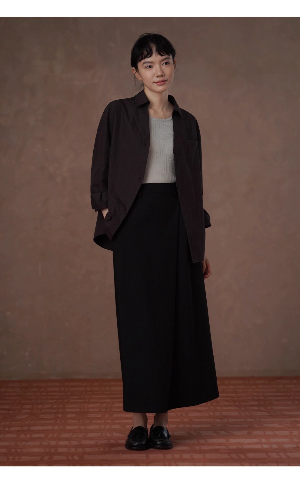 知識分子高智感襯衫濃鬱古巴咖寬鬆顯瘦V領廓形通勤上衣