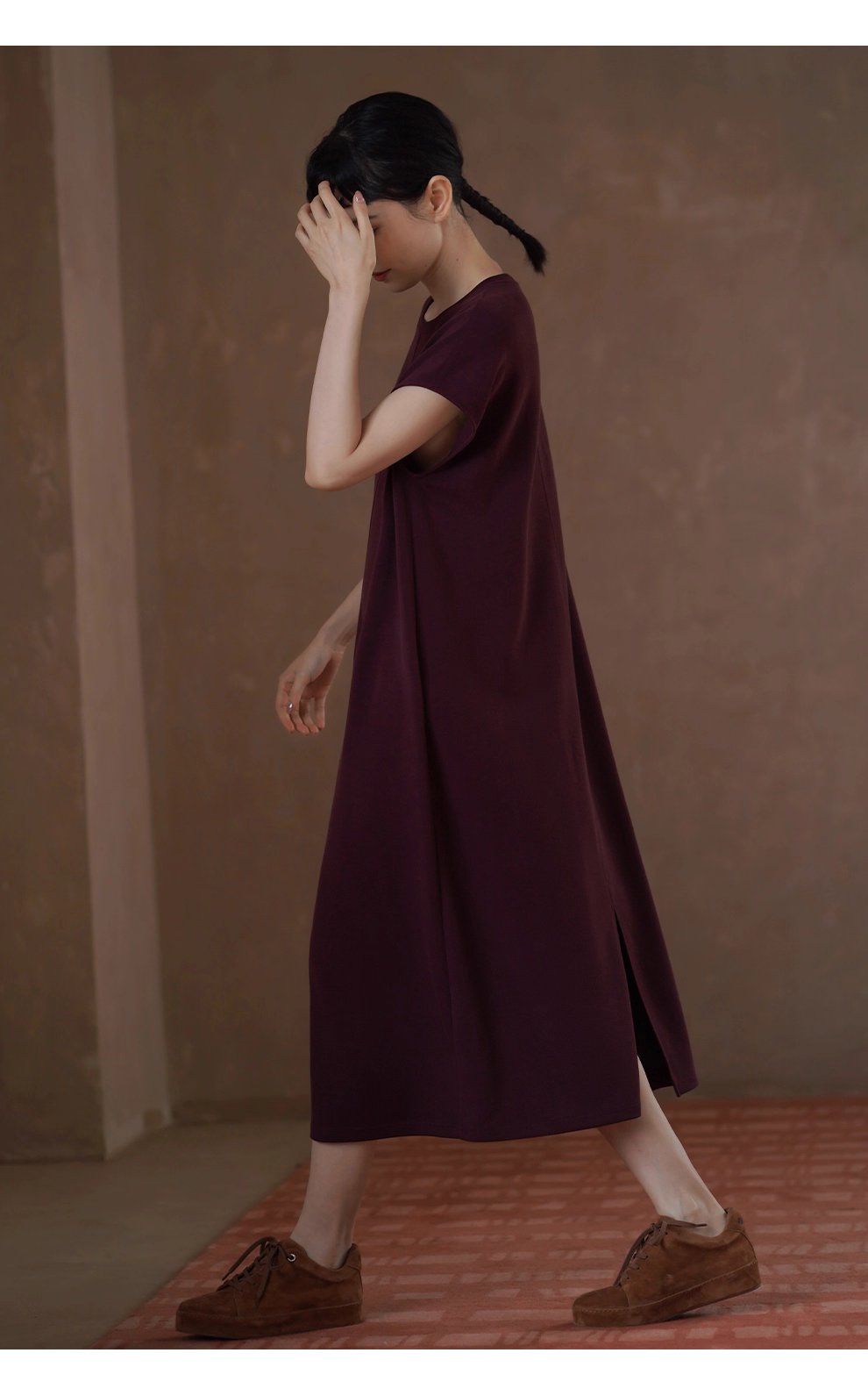 桑葚莊園超正顯白軟糯空氣感圓領直筒顯瘦寬鬆長洋裝