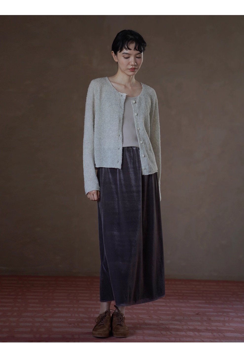 精巧小銀魚針織重磅綿羊毛桑蠶絲混紡捲邊通勤毛衣外套