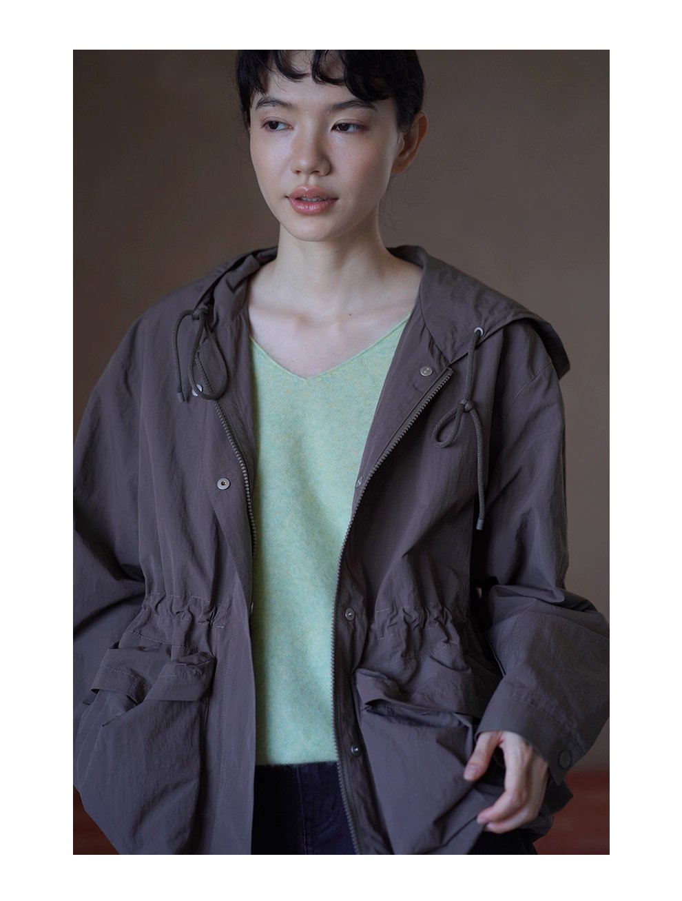 假期健行立體口袋設計抽繩收腰連帽寬鬆顯瘦沖風外套女