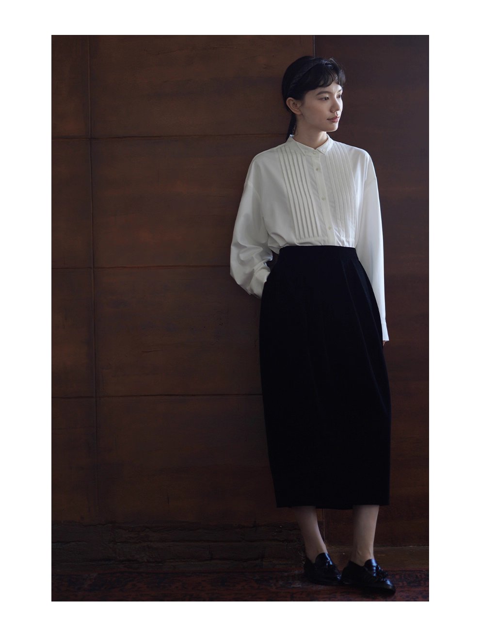 復古回潮小翻領精緻塔克線門襟經典H版型顯瘦通勤襯衫女