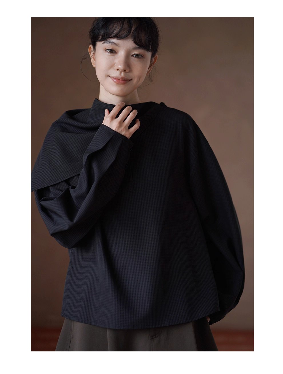 通勤造型低調小格紋寬鬆垂順顯瘦可拆式領巾長袖襯衫女