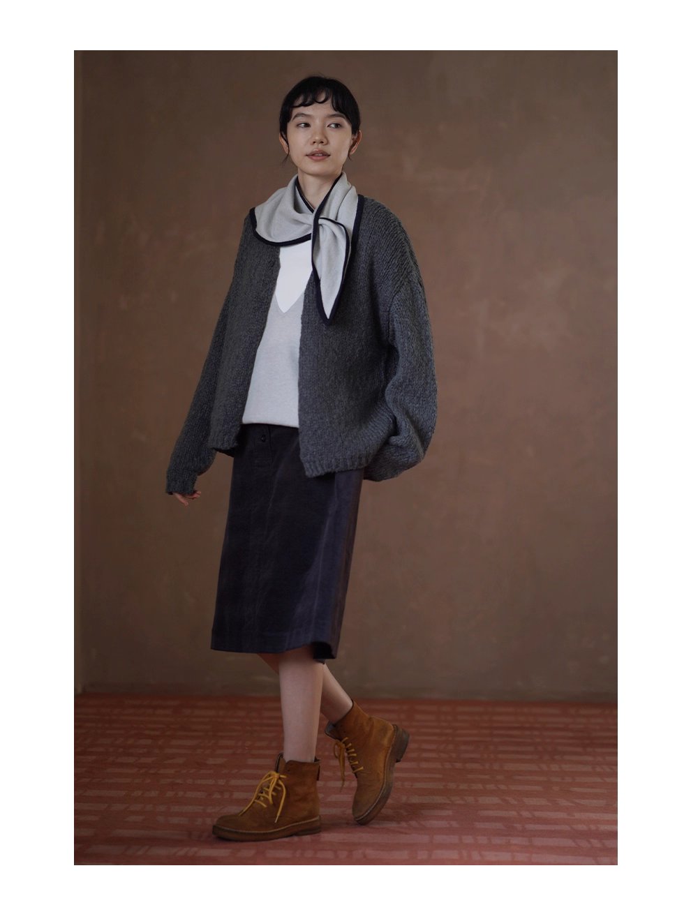 時髦放大鏡100羊毛深v領針織寬鬆疊穿簡約通勤背心女