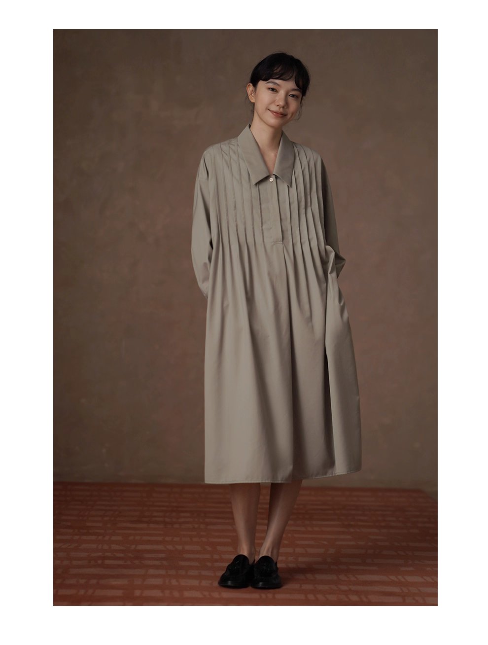 精準定壓塔克線門襟長翻領寬鬆H型顯瘦搭通勤襯衫洋裝