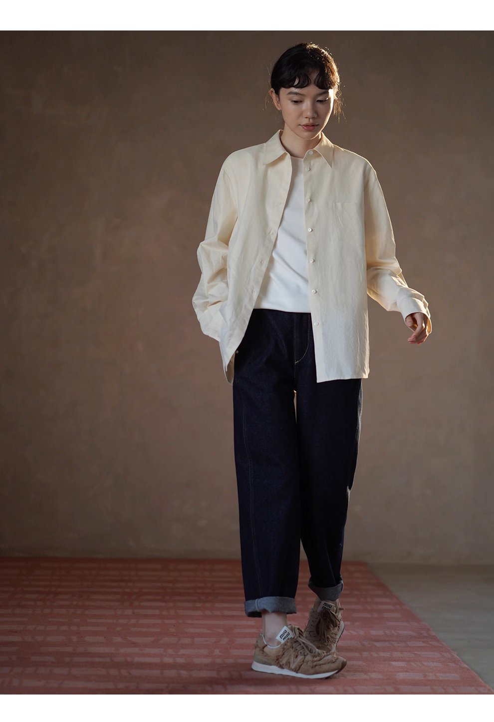 萬年青顯瘦經典版型復古原色直筒高腰不挑人休閒牛仔褲