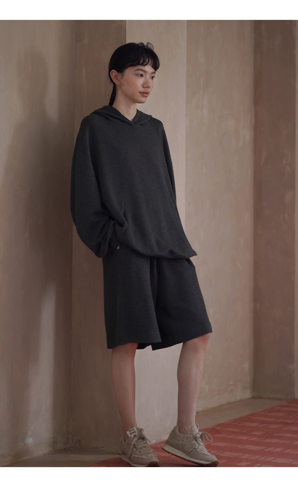 慵懶舒適無負擔寬鬆顯瘦休閒連帽衛衣高腰遮肉短褲套裝