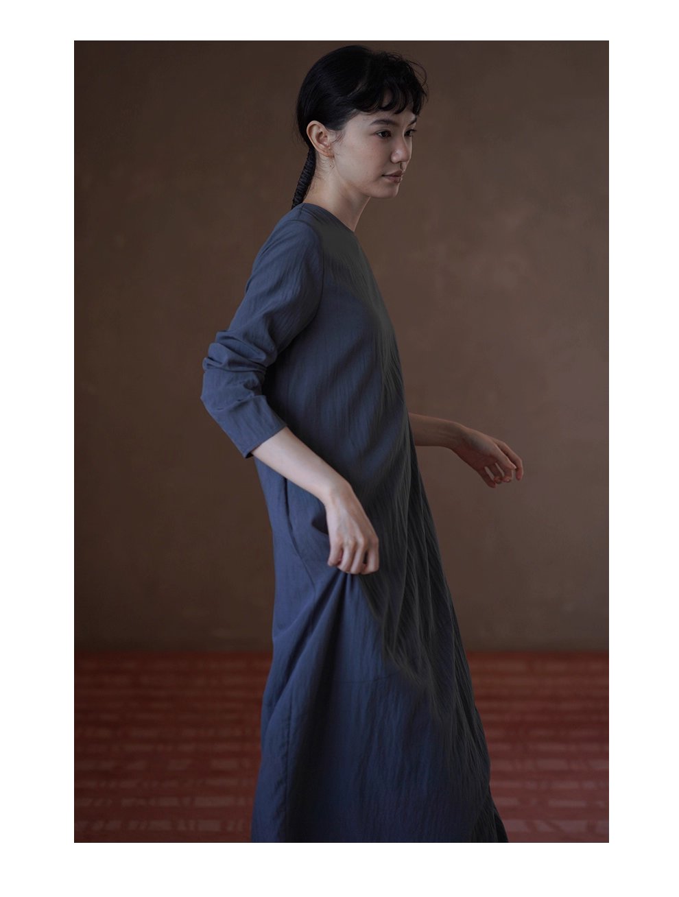 無負擔慵懶洋裝微皺肌理感寬鬆顯瘦廓形圓領通勤裙子