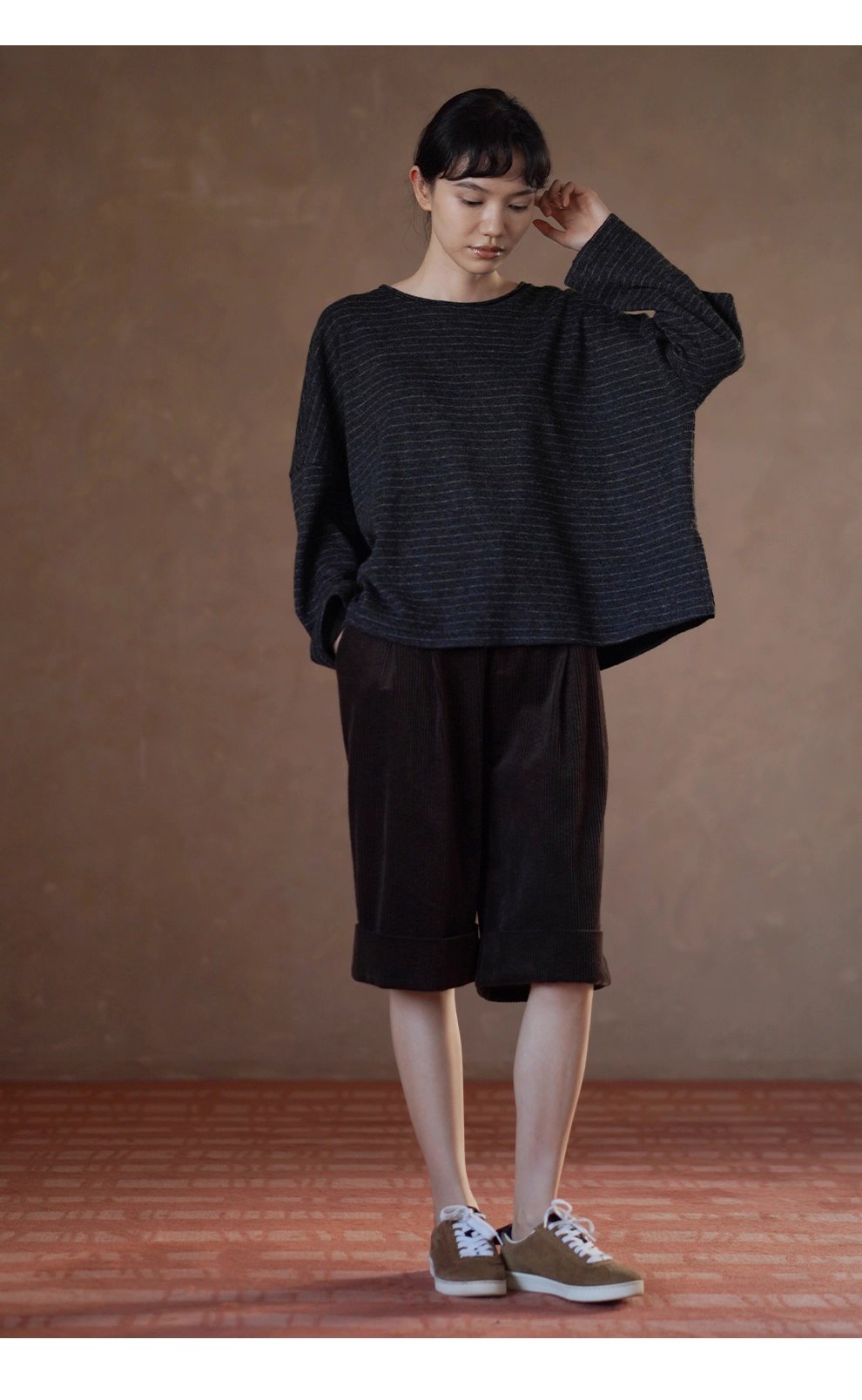 圖紙黑灰白條紋長袖軟糯羊毛混紡基礎寬鬆落肩顯瘦T恤女