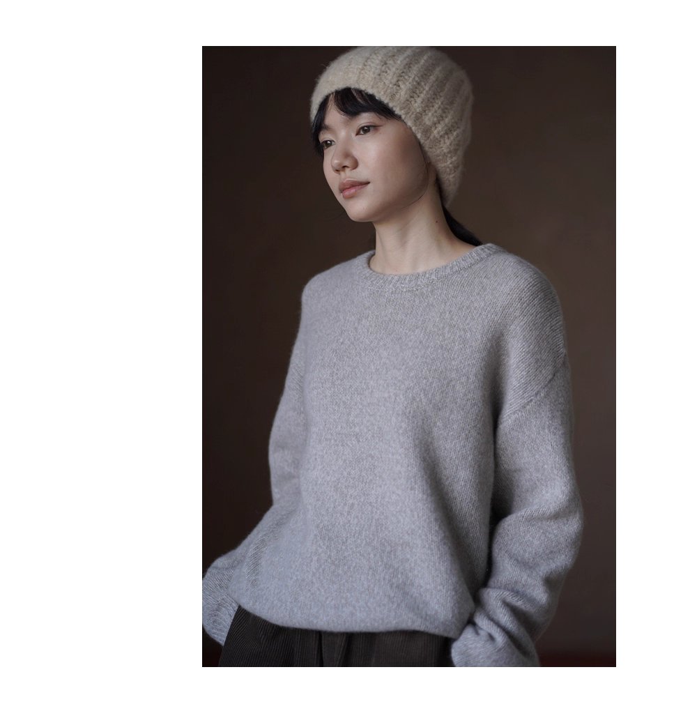 細膩如絲進口羊駝毛羊毛混紡柔軟蓬鬆圓領寬鬆顯瘦毛衣