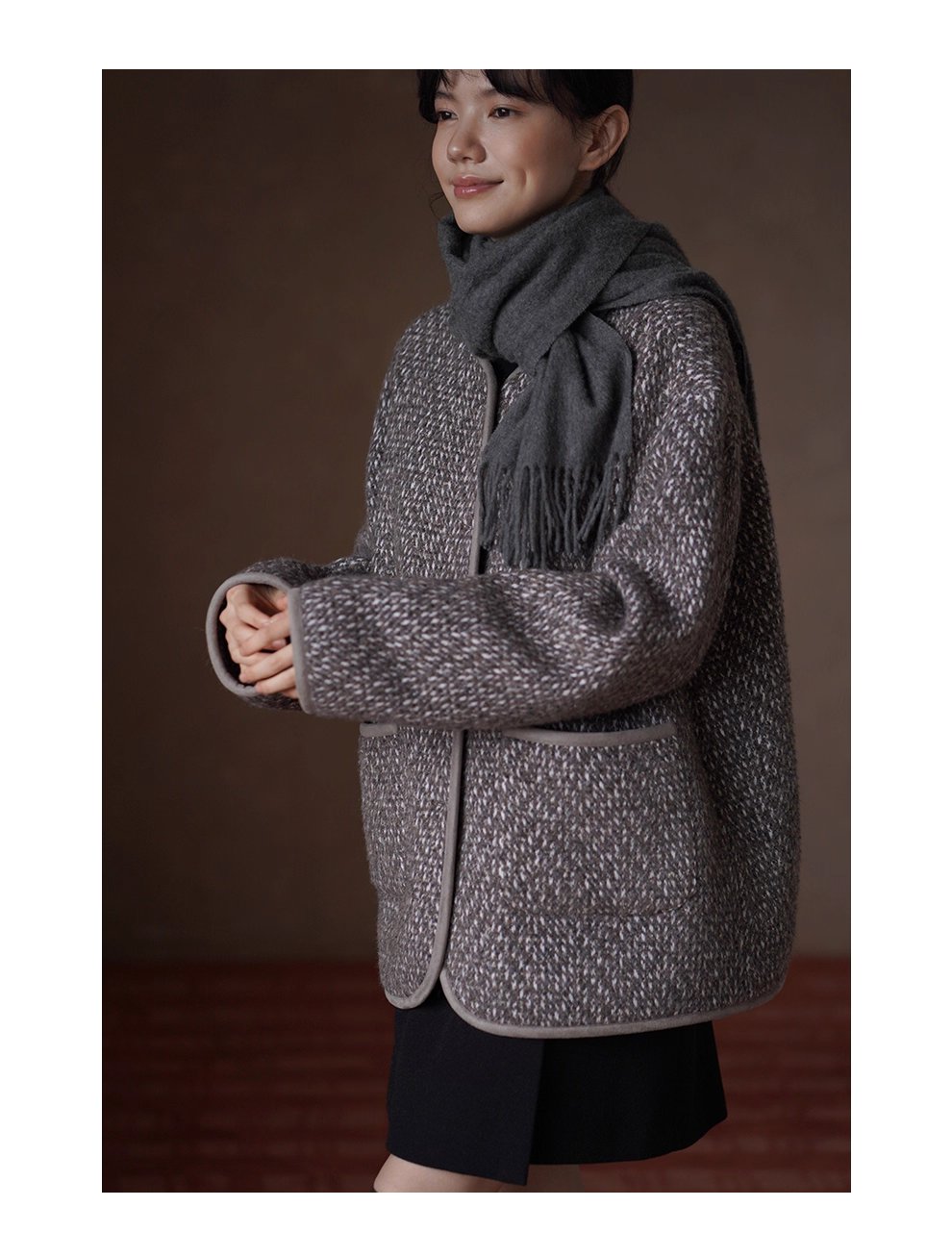 桑蠶絲綿羊毛混紡編織香香肌理寬鬆輪廓一手長夾棉大衣,桑蠶絲綿羊毛混紡編織香香肌理寬鬆輪廓一手長夾棉大衣,HBEW5095,桑蠶絲綿羊毛混紡編織香香肌理寬鬆輪廓一手長夾棉大衣,小香編織,羊毛混紡