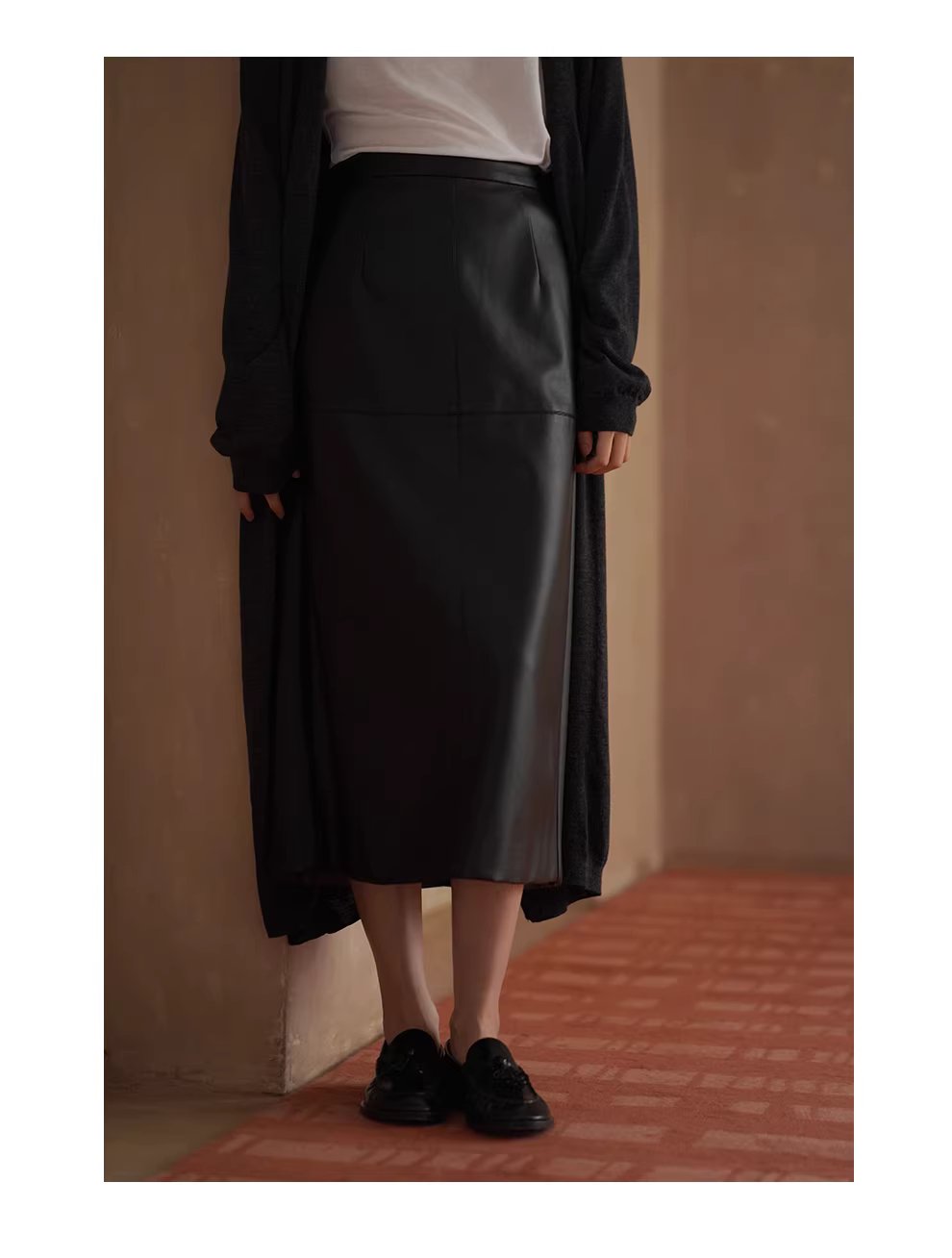 冬日搭配硬通貨質感皮裙高腰直筒顯瘦分割通勤半身裙女,冬日搭配硬通貨質感皮裙高腰直筒顯瘦分割通勤半身裙女,HBEW2027,冬日搭配硬通貨質感皮裙高腰直筒顯瘦分割通勤半身裙女,直筒H型,啞光皮革