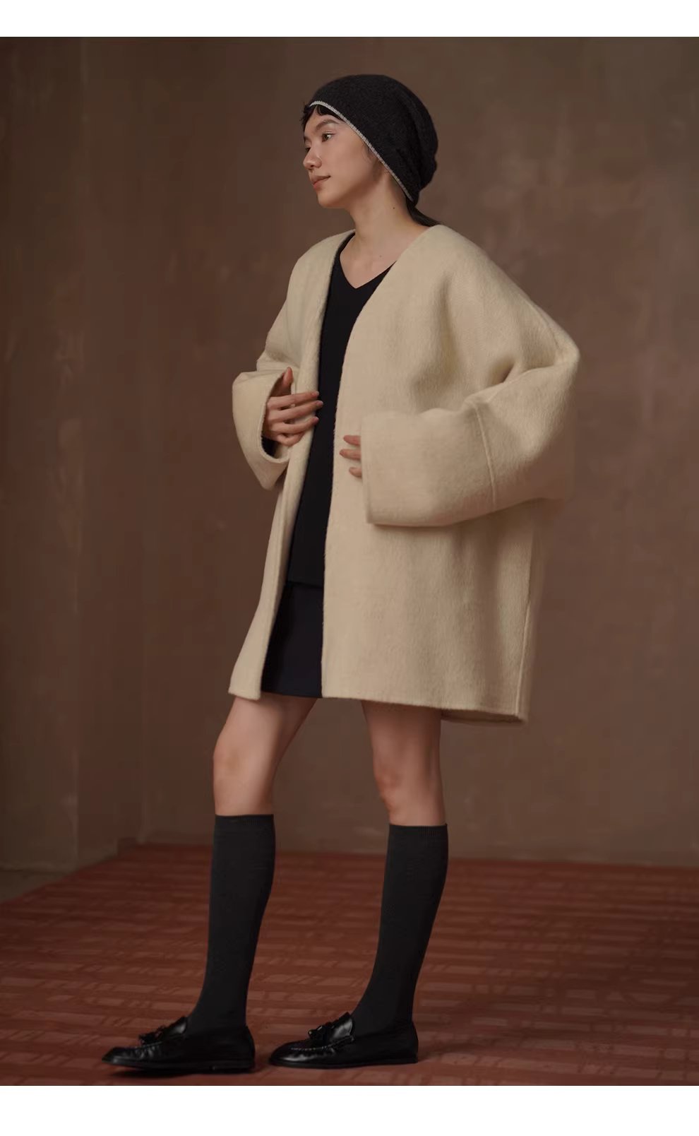 長期主義基本款內搭含羊毛軟糯V領寬鬆衛衣休閒顯瘦上衣,長期主義基本款內搭含羊毛軟糯V領寬鬆衛衣休閒顯瘦上衣,HBEW1175,長期主義基本款內搭含羊毛軟糯V領寬鬆衛衣休閒顯瘦上衣,V領造型,羊毛混紡