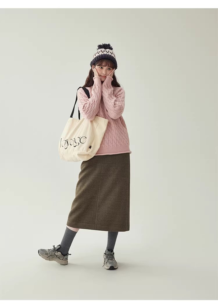 粉紅扭花捲邊長袖毛衣女25冬季新款甜美圓領上衣,粉紅扭花捲邊長袖毛衣女25冬季新款甜美圓領上衣,HBEW1188,粉紅扭花捲邊長袖毛衣女25冬季新款甜美圓領上衣,捲邊衣襬,扭花針織