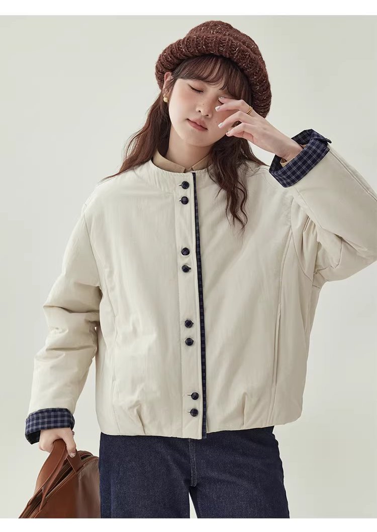 撞色單排扣落肩長袖保暖棉服外套女冬季寬鬆圓領上衣,撞色單排扣落肩長袖保暖棉服外套女冬季寬鬆圓領上衣,HBEW5129,撞色單排扣落肩長袖保暖棉服外套女冬季寬鬆圓領上衣,圓領排扣,格紋拼接