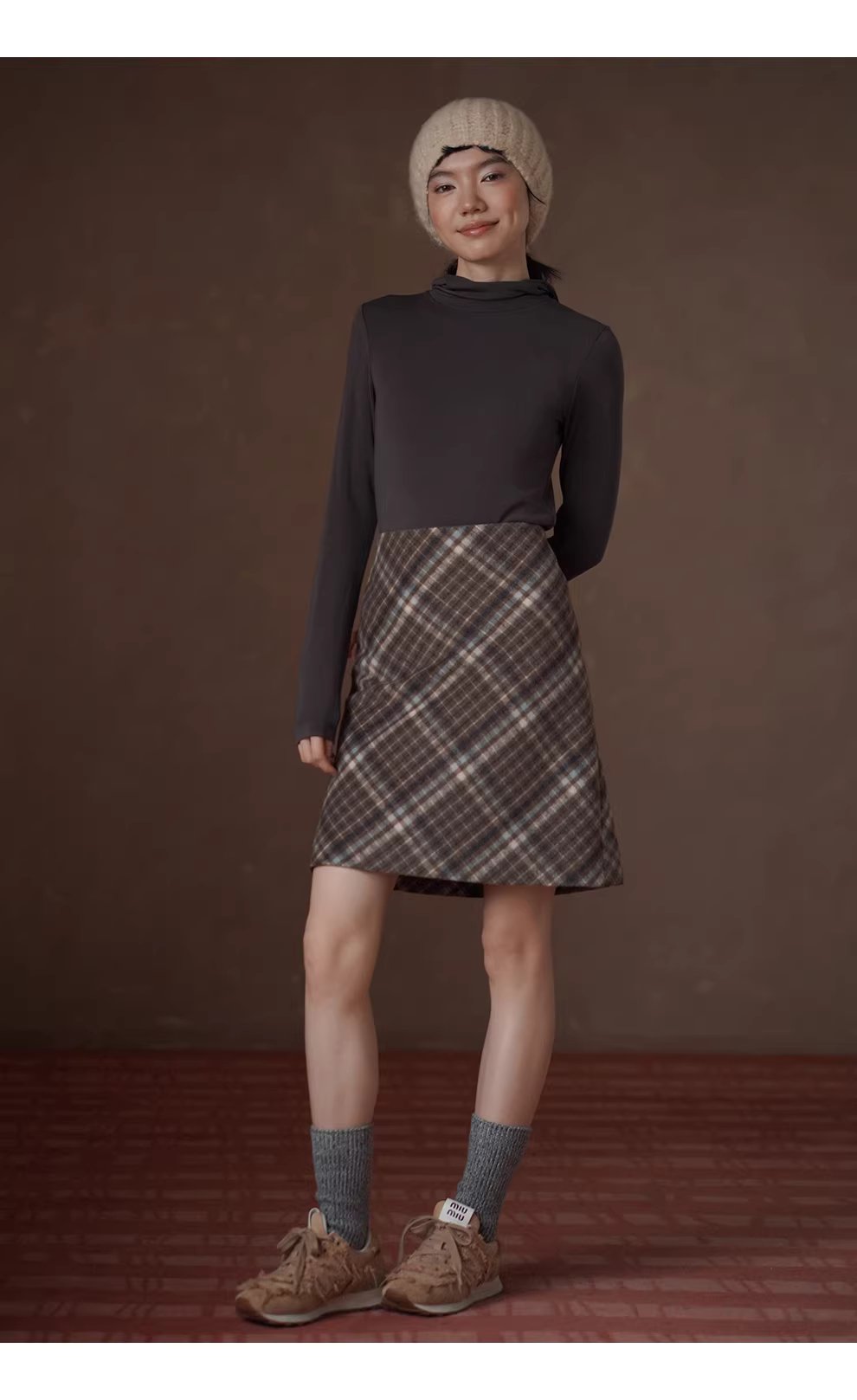 黃金內搭綿羊毛萊賽爾混紡彈性修身正肩高領連帽上衣女,黃金內搭綿羊毛萊賽爾混紡彈性修身正肩高領連帽上衣女,HBEW1201,黃金內搭綿羊毛萊賽爾混紡彈性修身正肩高領連帽上衣女,簡約合身,羊毛混紡