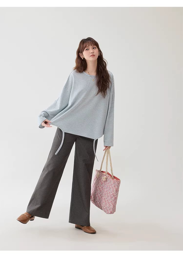 設計感藍條紋拉條T恤女春季新款寬鬆落肩袖上衣,設計感藍條紋拉條T恤女春季新款寬鬆落肩袖上衣,HBFS1007,設計感藍條紋拉條T恤女春季新款寬鬆落肩袖上衣,條紋造型,寬鬆舒適