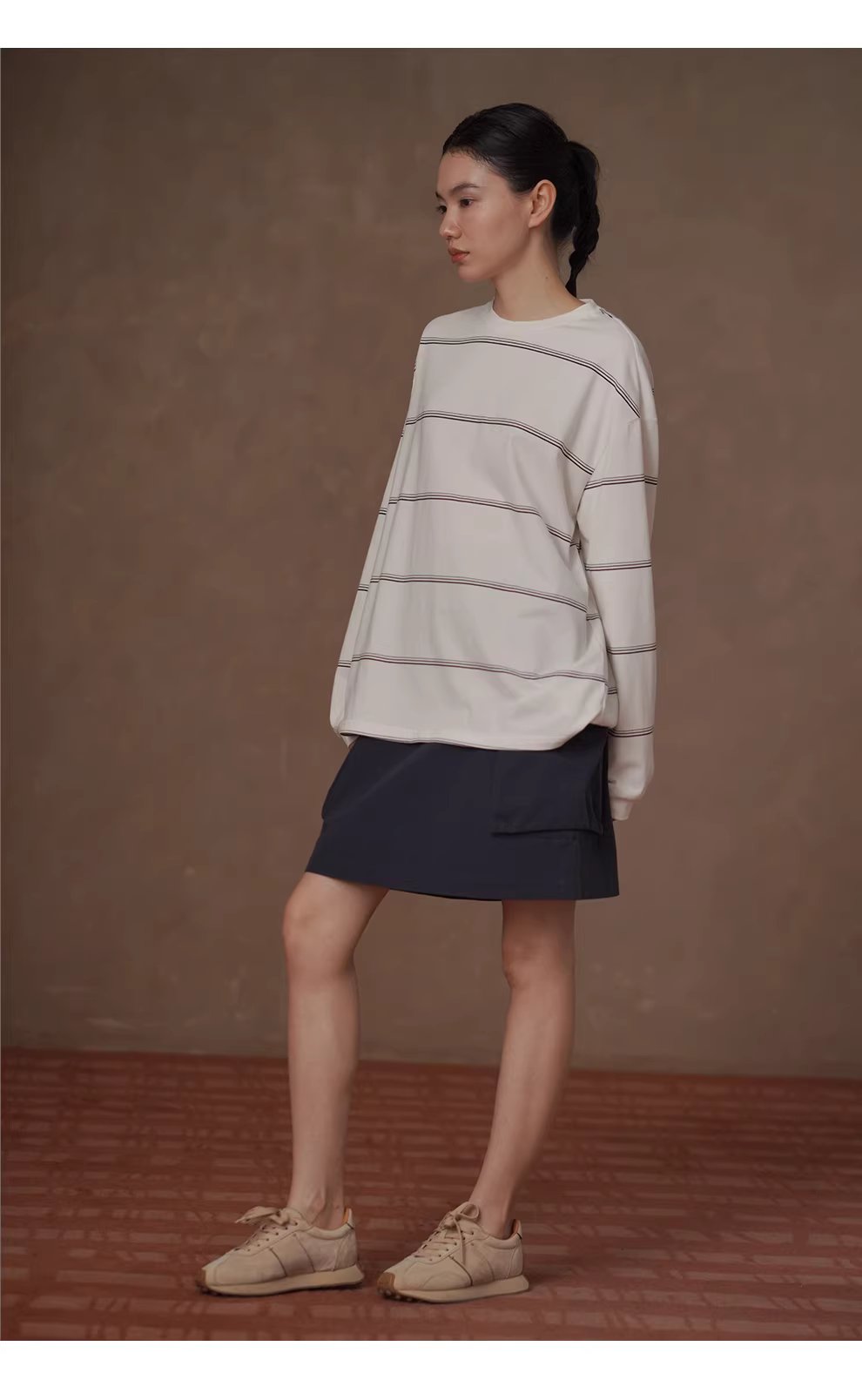 寫生素描鬆弛衛衣慵懶細條紋圓領寬鬆落肩休閒長袖上衣,寫生素描鬆弛衛衣慵懶細條紋圓領寬鬆落肩休閒長袖上衣,HBFS1015,寫生素描鬆弛衛衣慵懶細條紋圓領寬鬆落肩休閒長袖上衣,不易變形,修身實搭