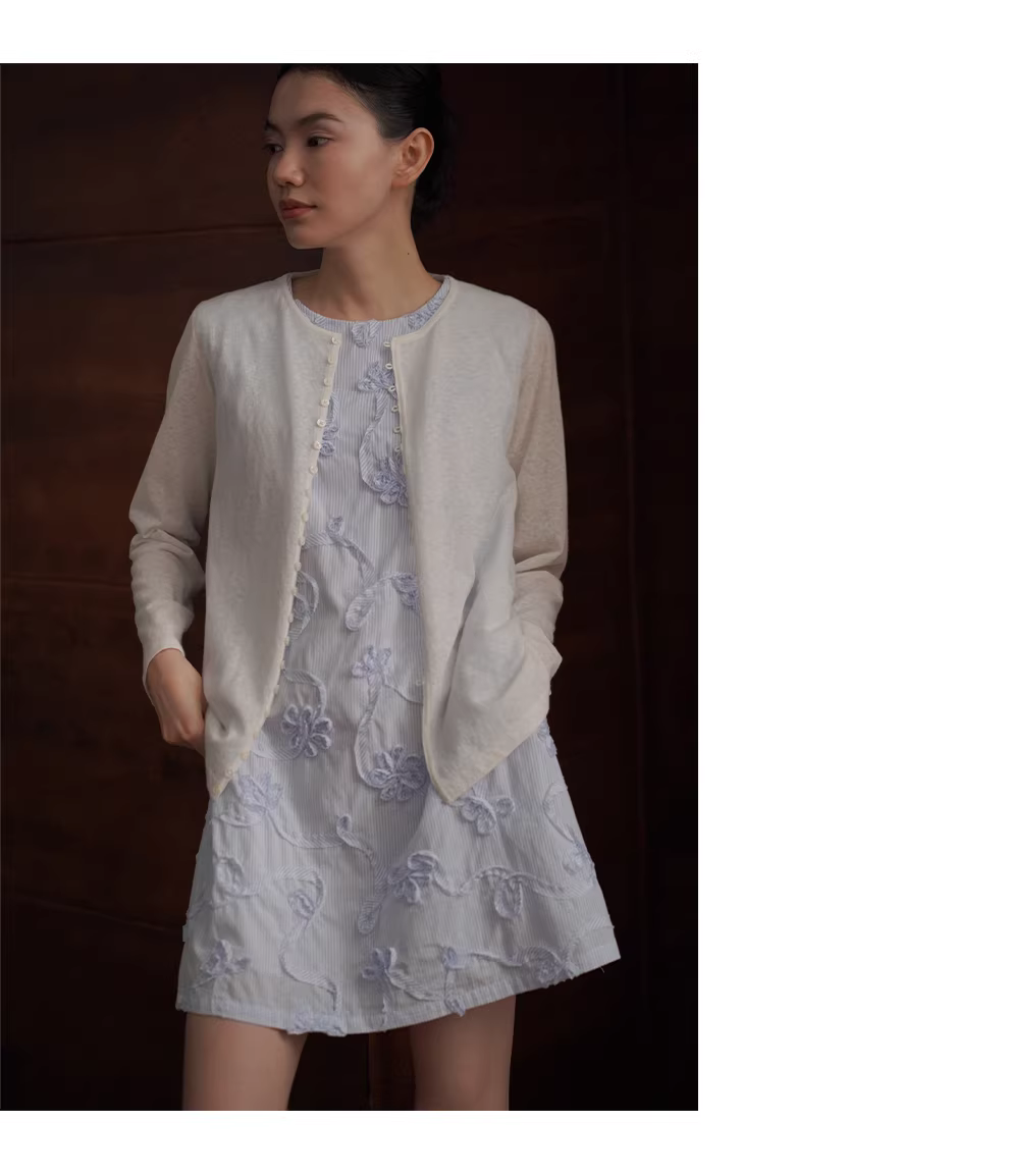 花卉夢境重工立體刺繡清新條紋圓領直筒寬鬆背心洋裝,花卉夢境重工立體刺繡清新條紋圓領直筒寬鬆背心洋裝,HBFS7030,花卉夢境重工立體刺繡清新條紋圓領直筒寬鬆背心洋裝,配色清爽,立體花裙