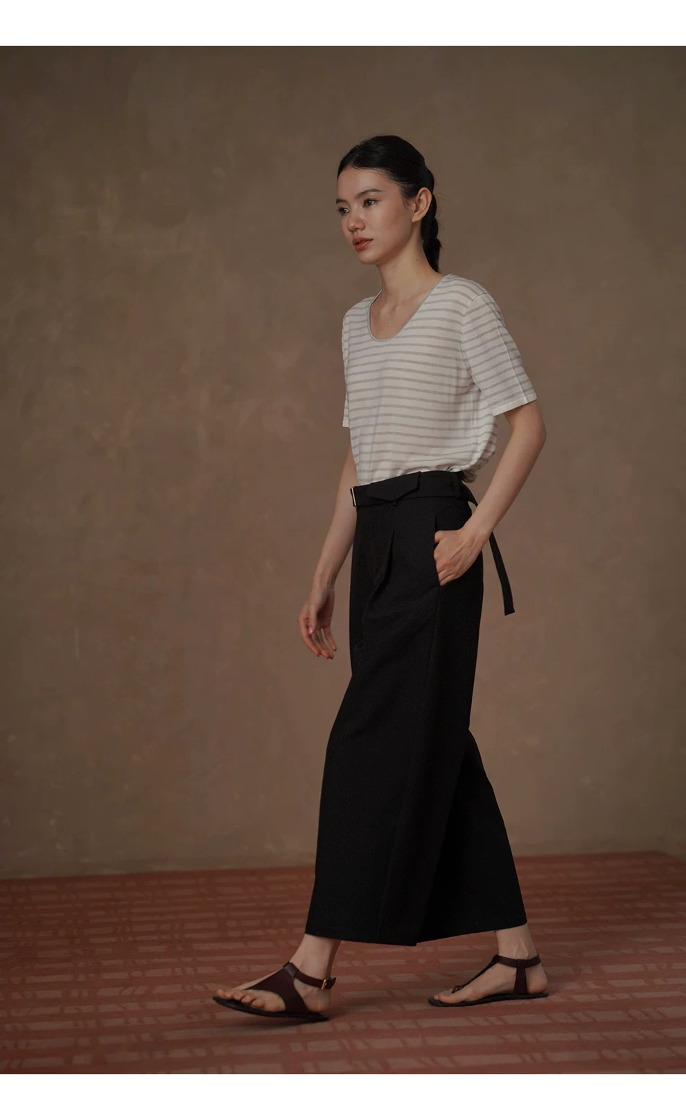 顯瘦亟需不挑人俐落簡約寬鬆高腰袋蓋通勤八分寬褲女,顯瘦亟需不挑人俐落簡約寬鬆高腰袋蓋通勤八分寬褲女,HBFS3025,顯瘦亟需不挑人俐落簡約寬鬆高腰袋蓋通勤八分寬褲女,親膚耐洗,調節腰圍