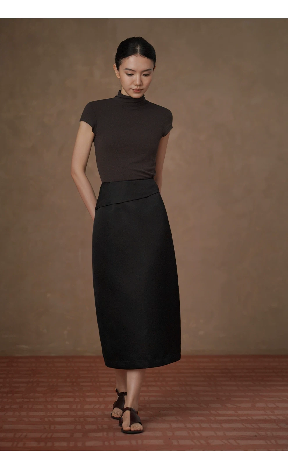 氣質加倍後領紐扣半高領合身顯瘦短袖彈性T恤通勤上衣女,氣質加倍後領紐扣半高領合身顯瘦短袖彈性T恤通勤上衣女,HBFS1110,氣質加倍後領紐扣半高領合身顯瘦短袖彈性T恤通勤上衣女,高領氣質,修身短袖