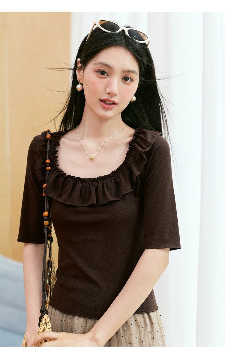 大尺碼女裝荷葉邊U領T恤女2026新款夏季絕美小衫咖色中袖上衣,大尺碼女裝荷葉邊U領T恤女2026新款夏季絕美小衫咖色中袖上衣,HBFS1233,大尺碼女裝荷葉邊U領T恤女2026新款夏季絕美小衫咖色中袖上衣,中大尺碼,荷葉邊領