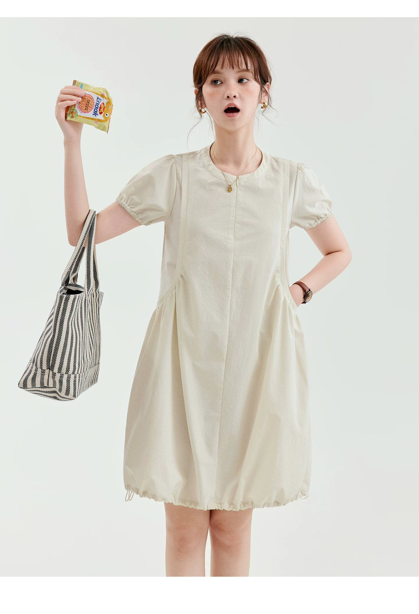機能女孩抽繩下擺花苞裙女夏新款口袋洋裝短裙,機能女孩抽繩下擺花苞裙女夏新款口袋洋裝短裙,HBFS7171,機能女孩抽繩下擺花苞裙女夏新款口袋洋裝短裙,花苞蓬裙,口袋造型