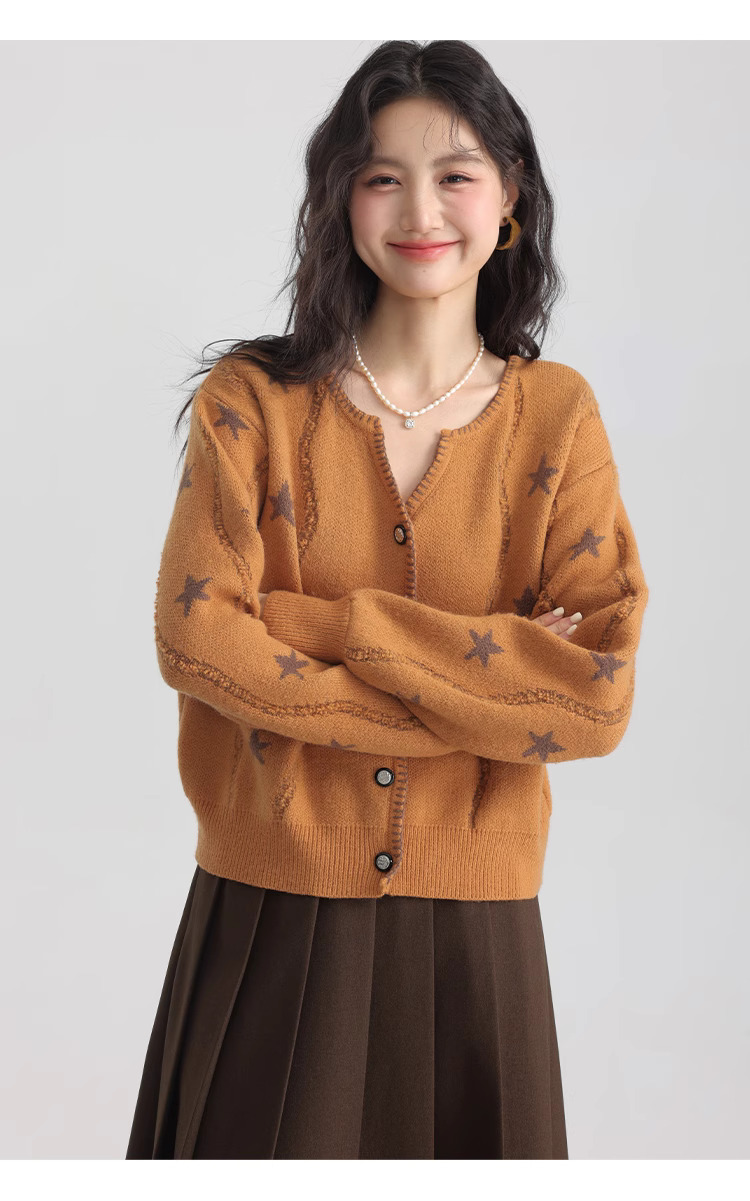 設計感毛衣女外套胖mm顯瘦針織衫開衫,設計感毛衣女外套胖mm顯瘦針織衫開衫秋冬內搭打底上衣,HBEW5987,設計感毛衣女外套胖mm顯瘦針織衫開衫,V領排扣,星星針織