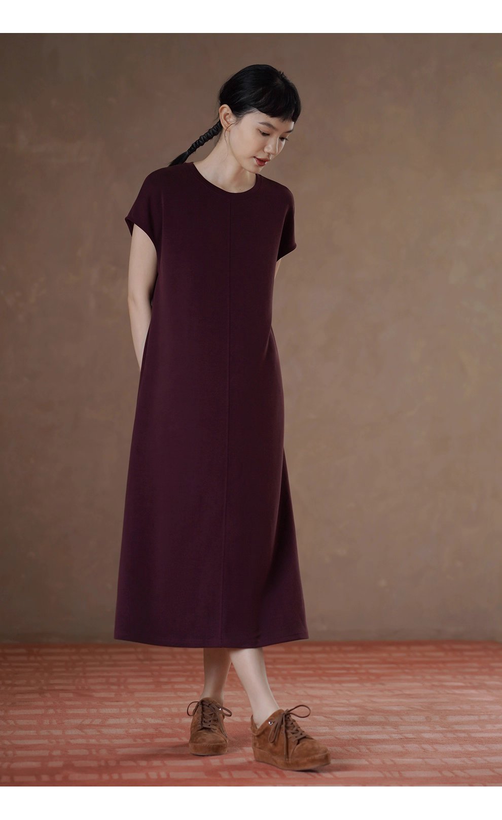 桑葚莊園超正顯白軟糯空氣感圓領直筒顯瘦寬鬆長洋裝