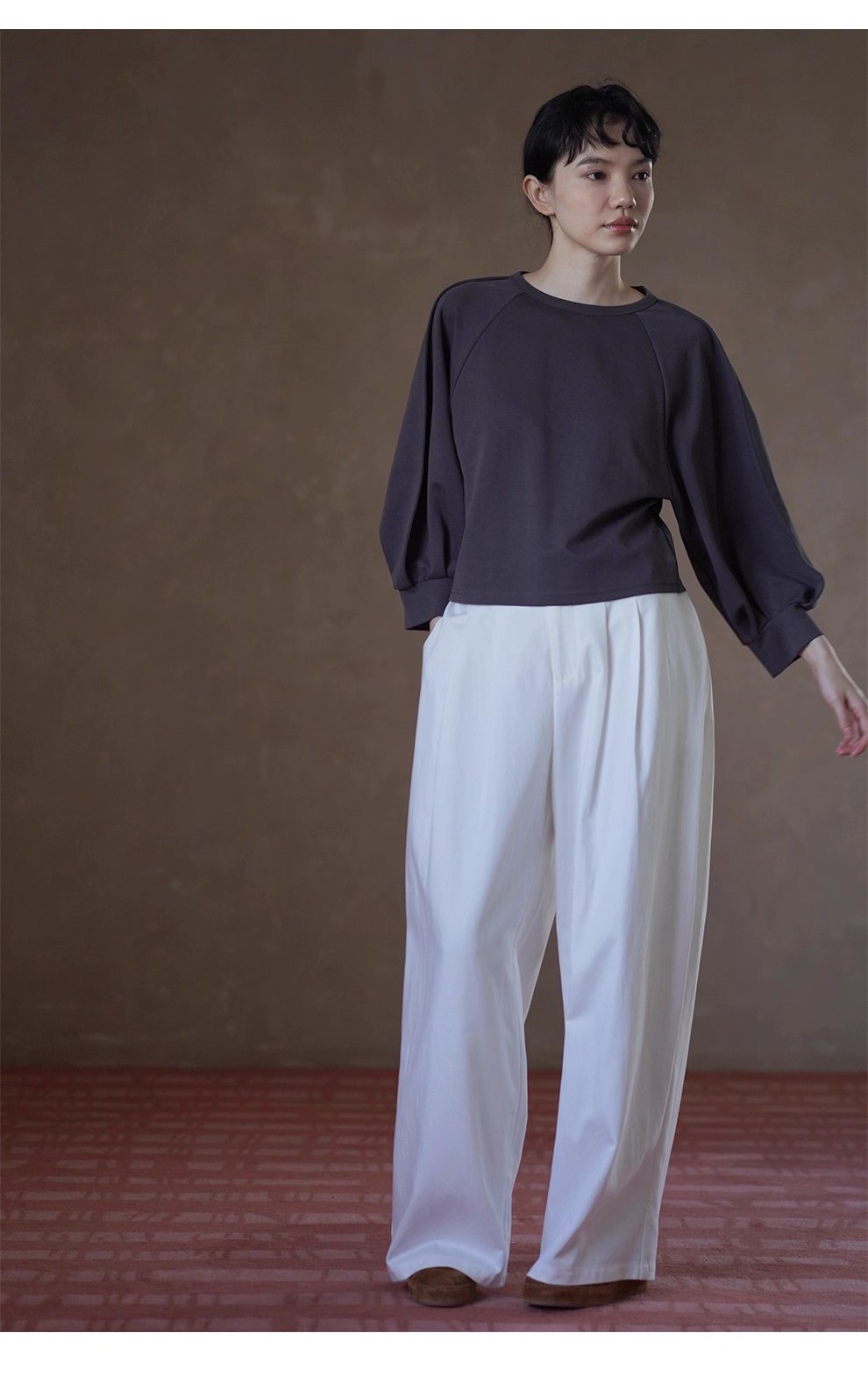 顯瘦遮肉輪廓立體燈籠剪裁插肩袖圓領上衣寬鬆休閒T恤女