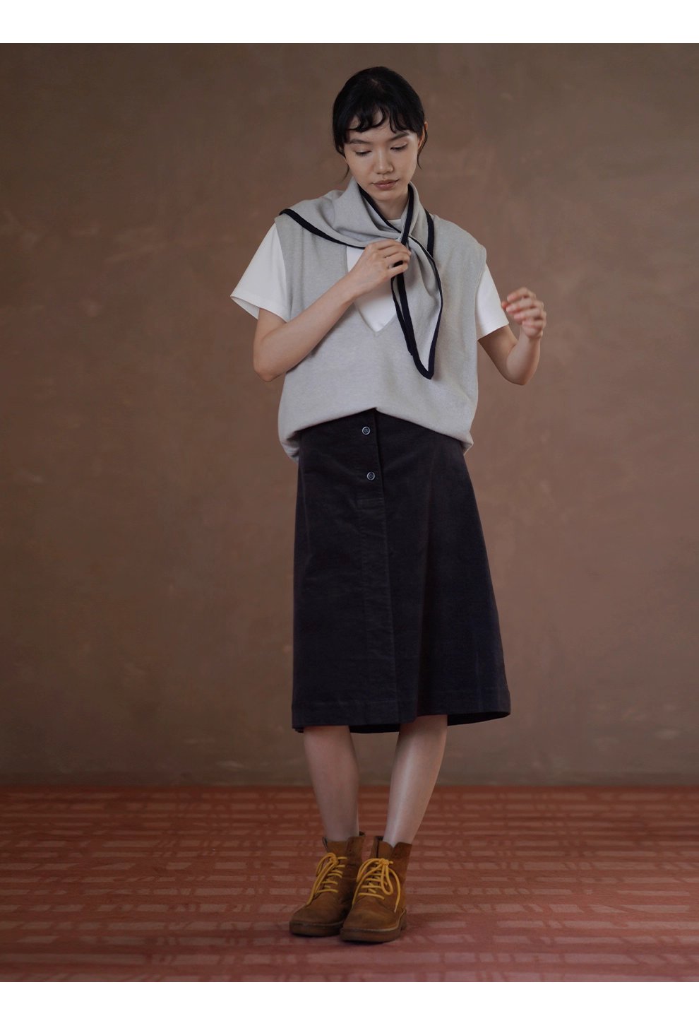 時髦放大鏡100羊毛深v領針織寬鬆疊穿簡約通勤背心女