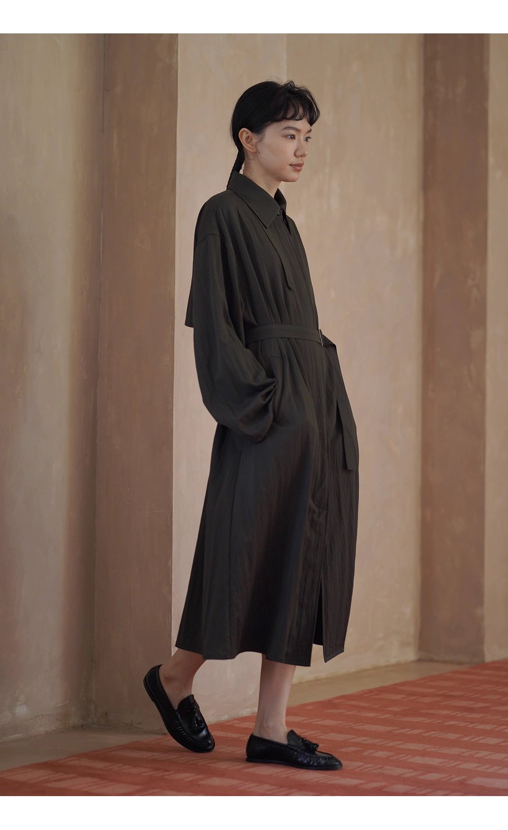 晚潮綠波風衣洋裝微皺肌理感寬鬆腰帶顯瘦通勤外套女