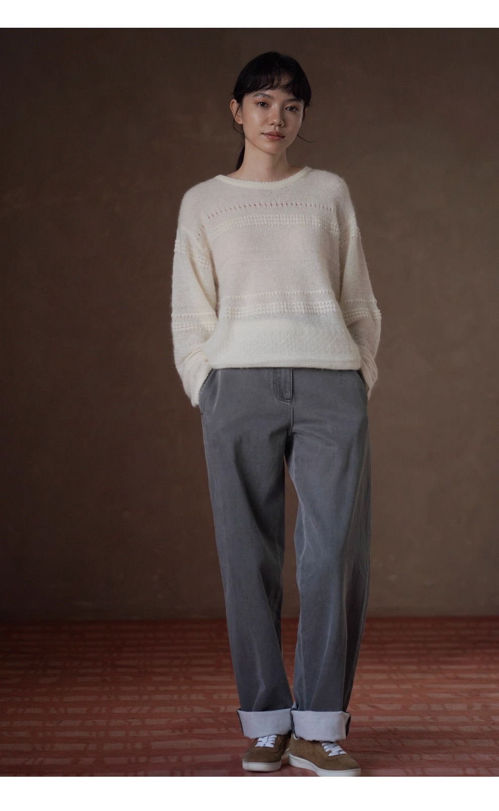 浪漫詩篇唯美重工鉤花馬海毛綿羊毛混紡圓領寬鬆毛衣女