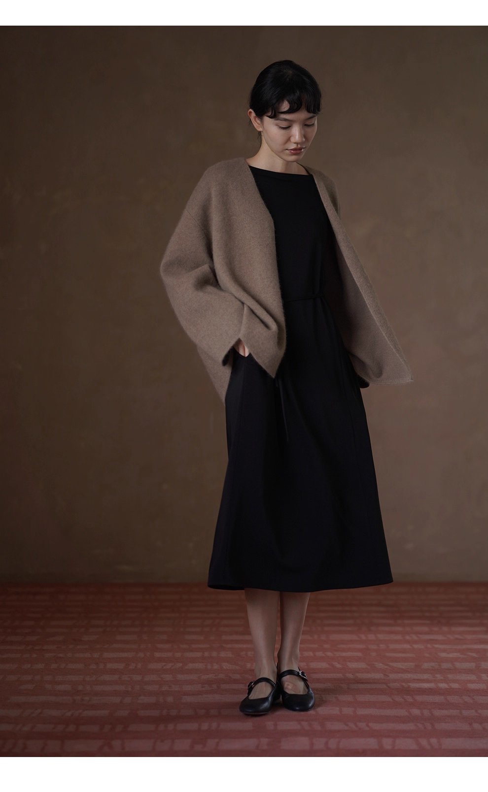 簡約乾淨線條拉鍊不規則門襟設計通勤寬鬆顯瘦洋裝女