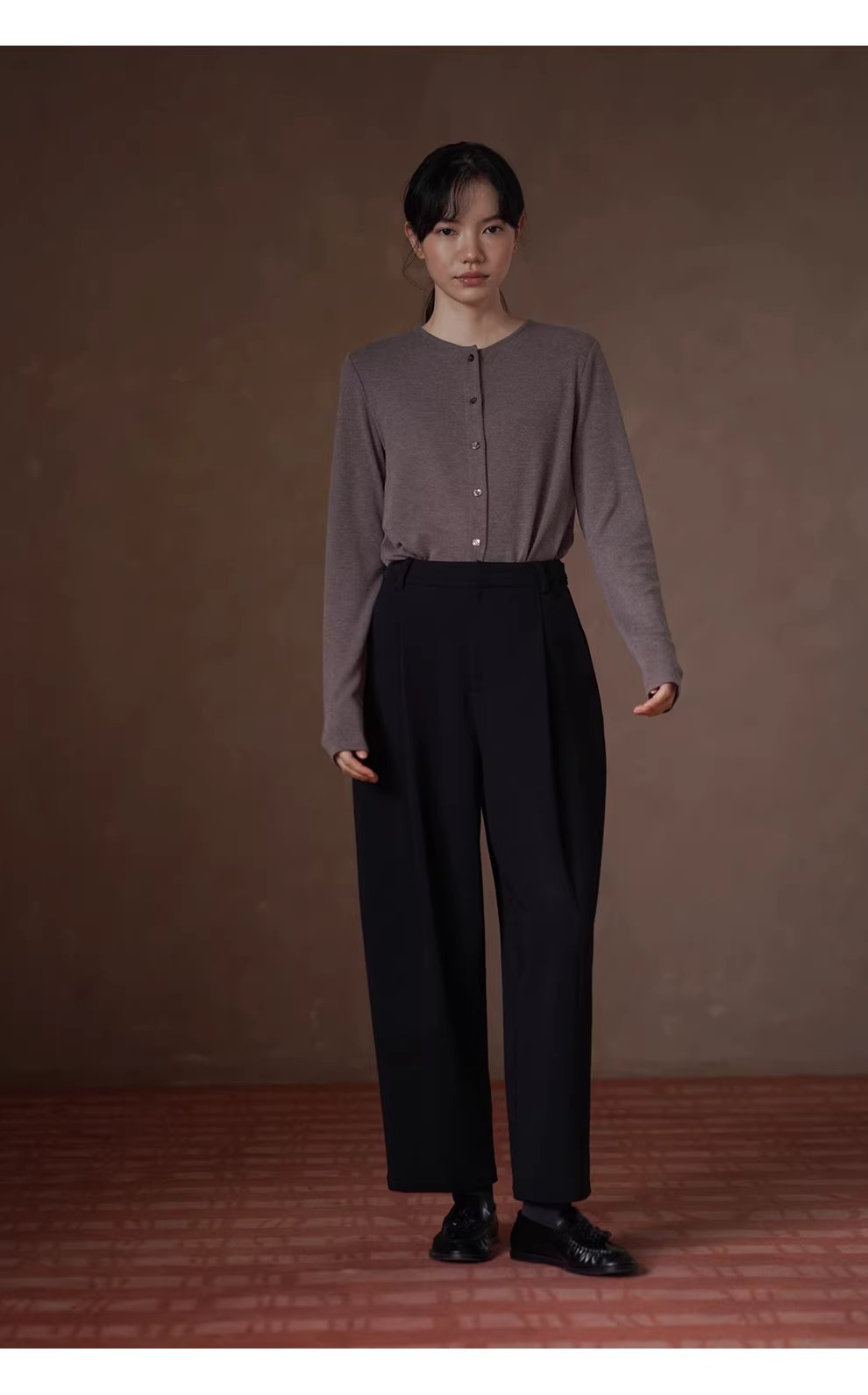 通勤褲王經典不敗顯瘦寬鬆直筒高腰抓毛加厚西裝長褲女,通勤褲王經典不敗顯瘦寬鬆直筒高腰抓毛加厚西裝長褲女,HBEW3039,通勤褲王經典不敗顯瘦寬鬆直筒高腰抓毛加厚西裝長褲女,日字扣腰帶,直筒版型