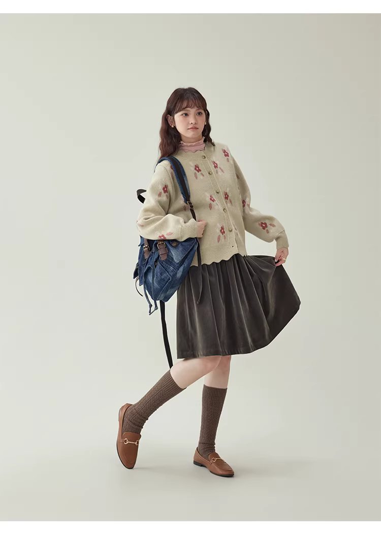 漸層小花加厚毛衣開襟衫女冬季新款蕾絲單排扣上衣,漸層小花加厚毛衣開襟衫女冬季新款蕾絲單排扣上衣,HBEW1196,漸層小花加厚毛衣開襟衫女冬季新款蕾絲單排扣上衣,花邊衣襬,小花針織