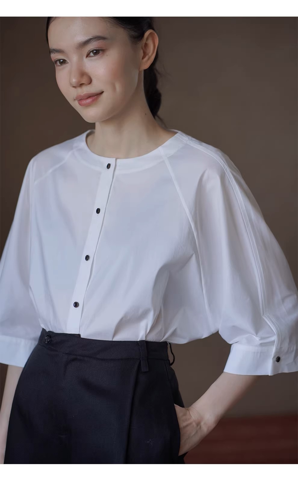 通勤天菜白襯衫圓領撞色紐扣插肩袖顯瘦寬鬆簡約上衣女,通勤天菜白襯衫圓領撞色紐扣插肩袖顯瘦寬鬆簡約上衣女,HBFS1077,通勤天菜白襯衫圓領撞色紐扣插肩袖顯瘦寬鬆簡約上衣女,舒適實穿,撞色扣子